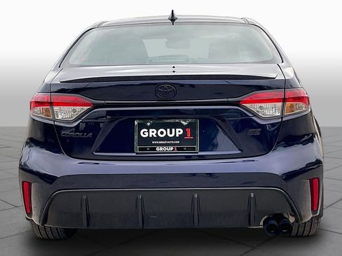 Used 2026 Toyota Corolla SE image 5