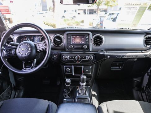 Used 2021 Jeep Wrangler Unlimited Sport AWD/4WD image 2