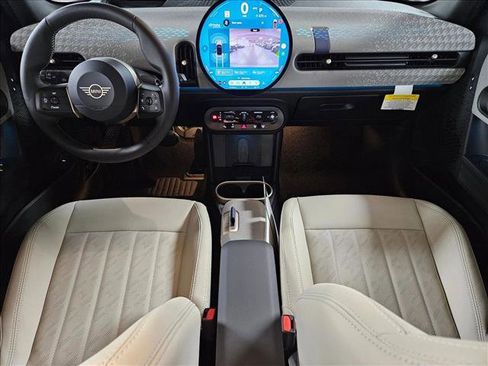 New 2026 MINI Cooper 4-Door Hardtop image 15