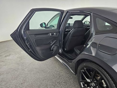 Used 2022 Honda Civic Sport image 15