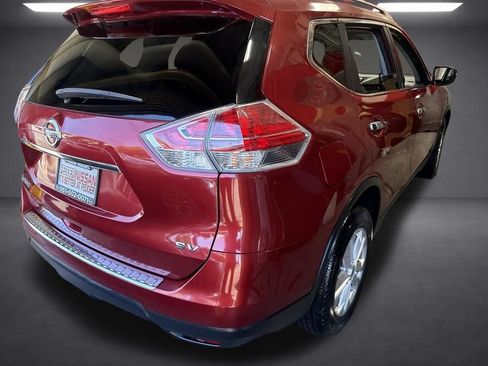 Used 2015 Nissan Rogue SV FWD image 24