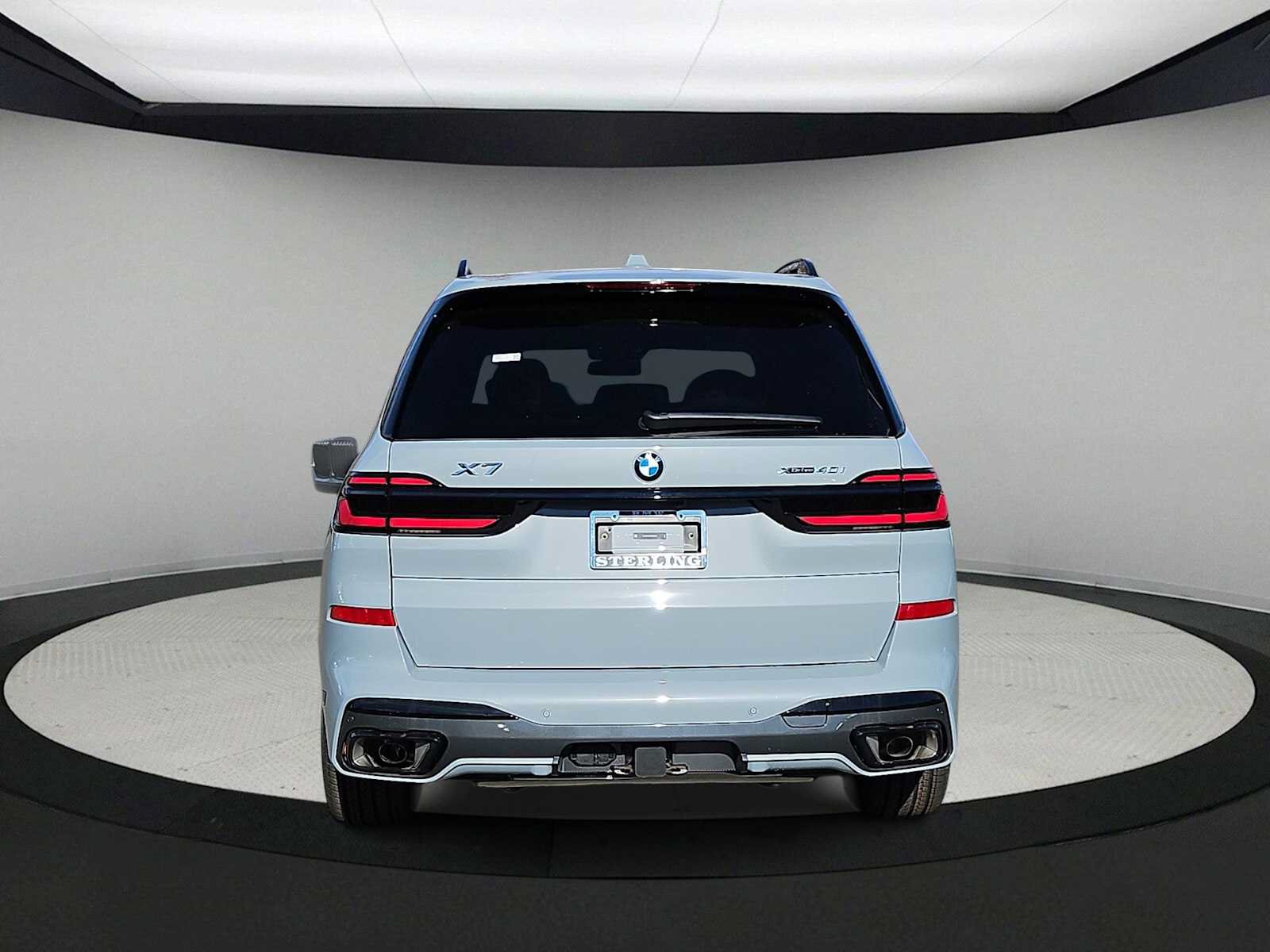 Used 2026 BMW X7 xDrive40i w/ M Sport Package AWD/4WD image 7