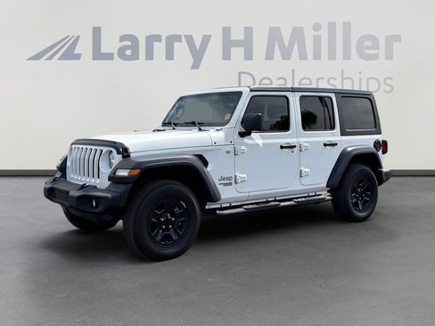 Used 2020 Jeep Wrangler Unlimited Sport AWD/4WD image 8