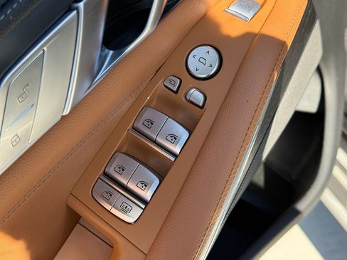 Used 2021 BMW X7 xDrive40i w/ Premium Package image 22