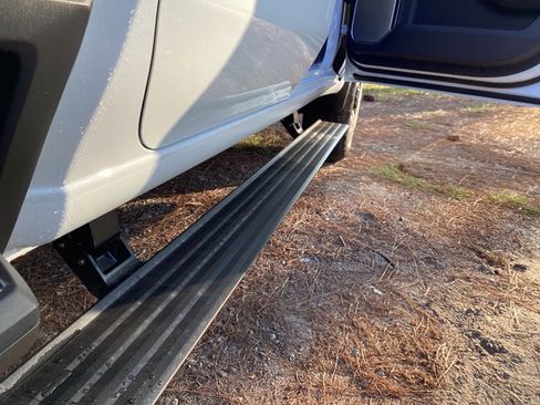 New 2025 GMC Sierra 2500 Denali Ultimate image 16