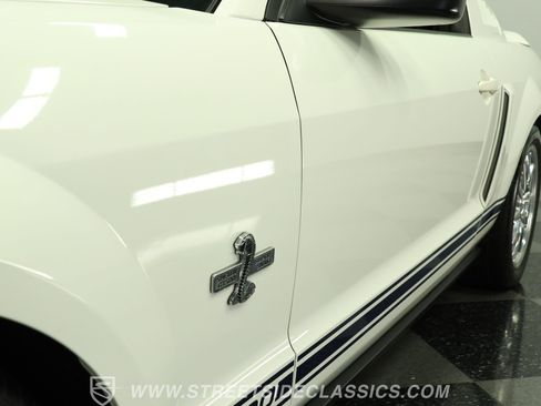 Used 2007 Ford Mustang Shelby GT500 RWD image 22