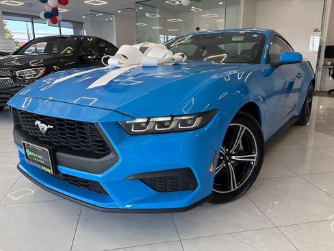 Used 2024 Ford Mustang Premium RWD image 1
