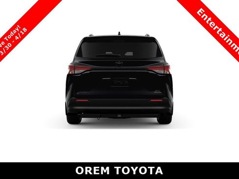 New 2026 Toyota Sienna XLE Woodland Edition image 8