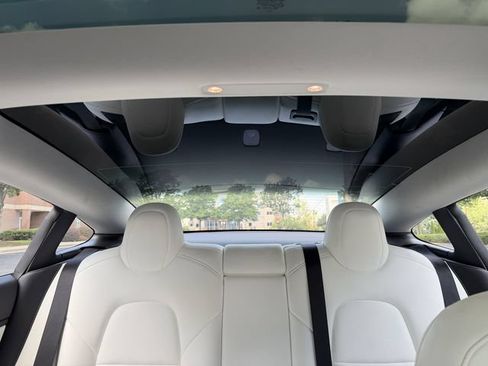 Used 2018 Tesla Model 3 Mid Range RWD image 27