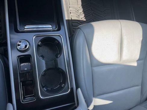 Used 2022 Lincoln Corsair Reserve w/ Elements Package AWD/4WD image 15