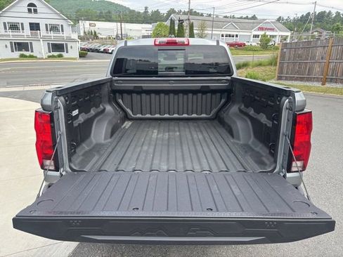 Used 2024 Chevrolet Colorado Trail Boss w/ Advanced Trailering Package AWD/4WD image 12