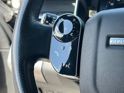 Used 2018 Land Rover Range Rover Sport HSE AWD/4WD image 28