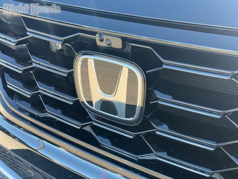 Certified 2024 Honda Pilot TrailSport image 35