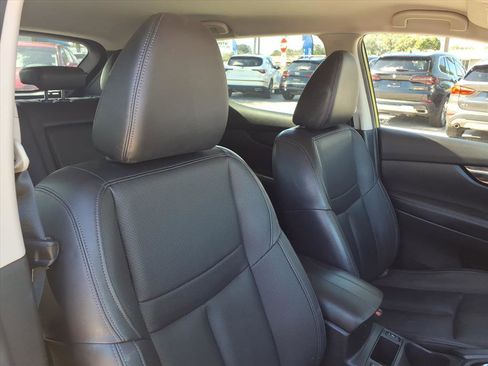 Used 2021 Nissan Rogue Sport SL image 20