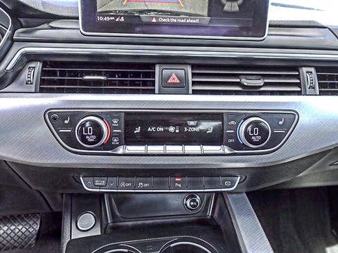 Used 2017 Audi A4 2.0T Premium w/ Audi MMI Navigation Plus FWD image 21