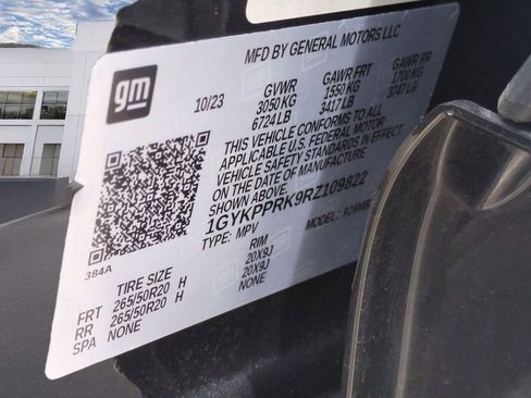 Certified 2024 Cadillac Lyriq Luxury RWD image 21