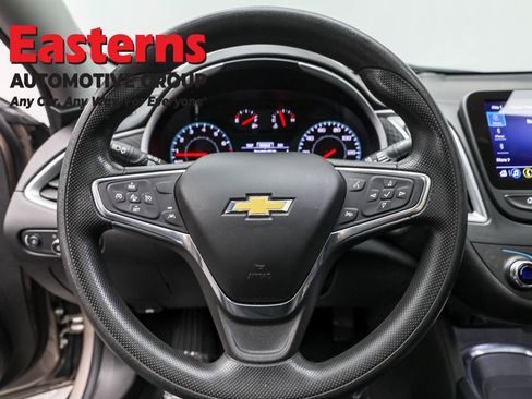 Used 2024 Chevrolet Malibu LT image 10