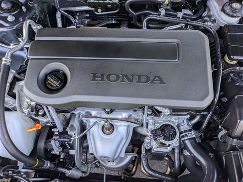 Used 2025 Honda Civic Sport image 33