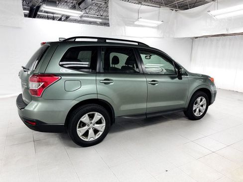 Used 2016 Subaru Forester 2.5i Premium w/ Popular Package #2 AWD/4WD image 6