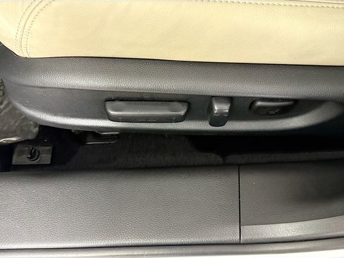 Used 2016 Honda Accord EX-L image 22