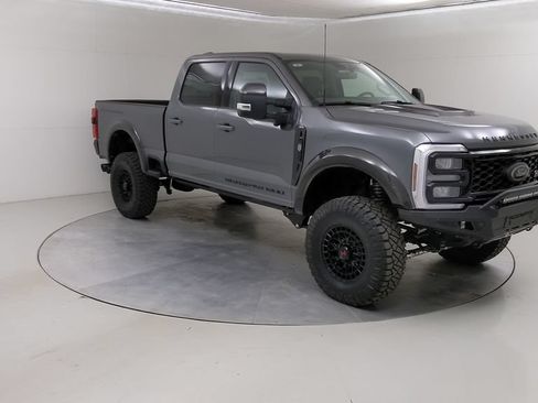 New 2026 Ford F250 Lariat w/ Black Appearance Package AWD/4WD image 11