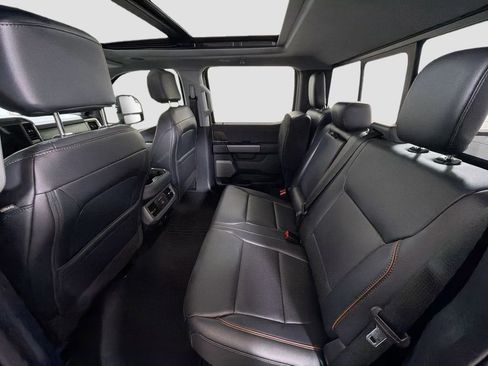 Used 2025 Ford F250 Lariat w/ Lariat Ultimate Package AWD/4WD image 28