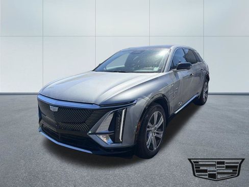 Used 2024 Cadillac Lyriq Tech AWD/4WD image 1