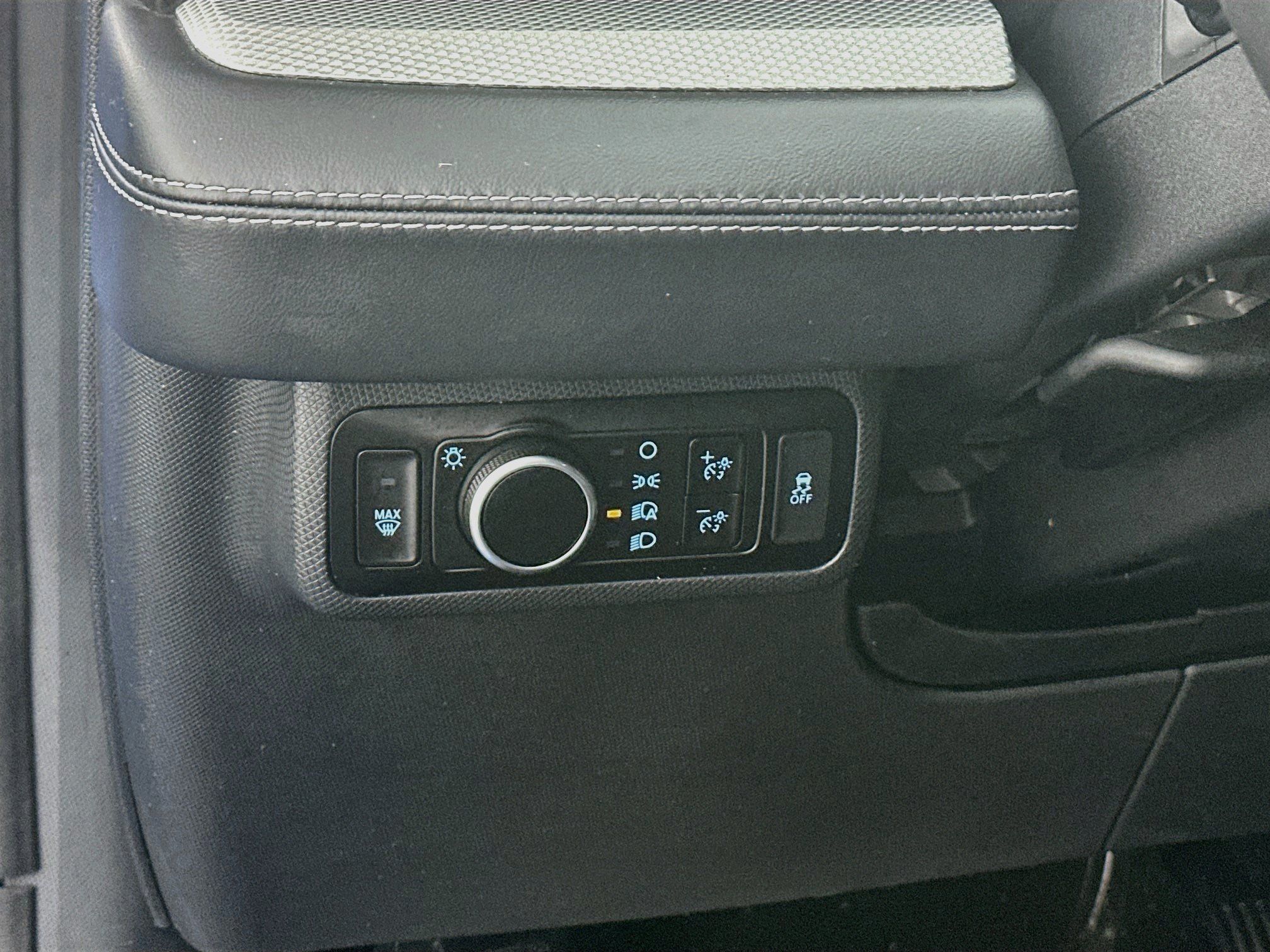 Used 2023 Ford Mustang Mach-E Select RWD image 17