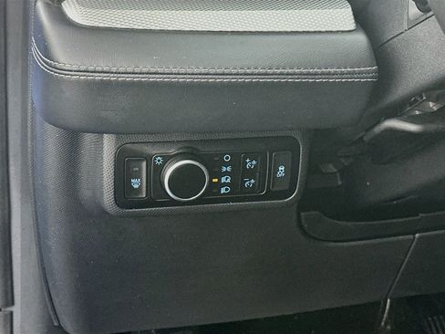 Used 2023 Ford Mustang Mach-E Select RWD image 17