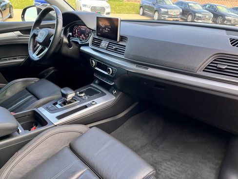Used 2019 Audi Q5 2.0T Premium Plus w/ Premium Plus Package AWD/4WD image 26