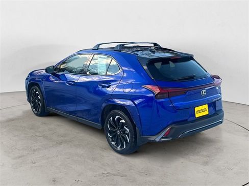 Used 2025 Lexus UX 300h AWD image 3