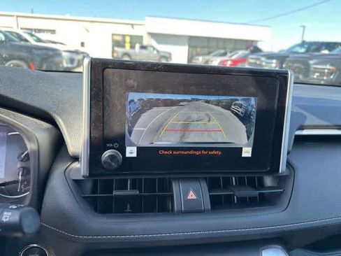 Used 2023 Toyota RAV4 XLE w/ Convenience Package image 9