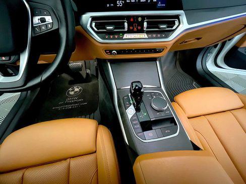 Certified 2023 BMW 430i xDrive Convertible w/ Premium Package image 18