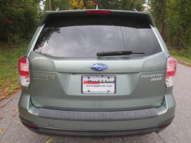 Used 2017 Subaru Forester 2.5i Premium w/ All-Weather Package AWD/4WD image 6