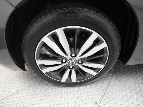 Used 2016 Honda Fit EX image 27