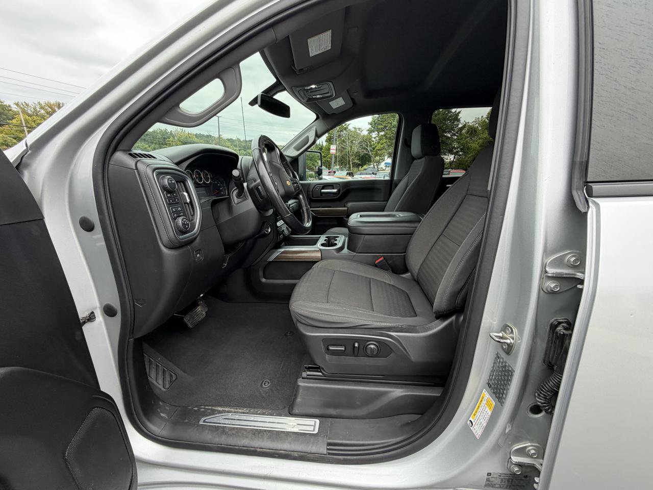 Used 2020 Chevrolet Silverado 2500 LT w/ All Star Edition AWD/4WD image 16