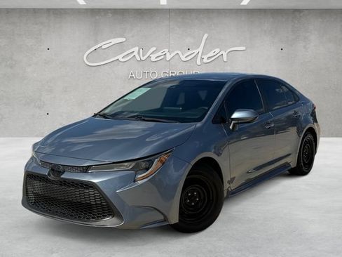 Used 2022 Toyota Corolla LE FWD image 1