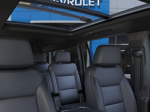New 2026 Chevrolet Suburban LT AWD/4WD image 24