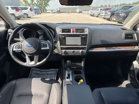 Used 2017 Subaru Outback 2.5i Limited image 19