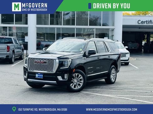 Used 2023 GMC Yukon Denali image 1