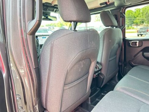 Used 2025 Jeep Wrangler Unlimited Sport S 4xe AWD/4WD image 21