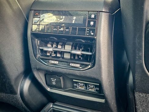 Certified 2022 Jeep Grand Cherokee L Limited image 48