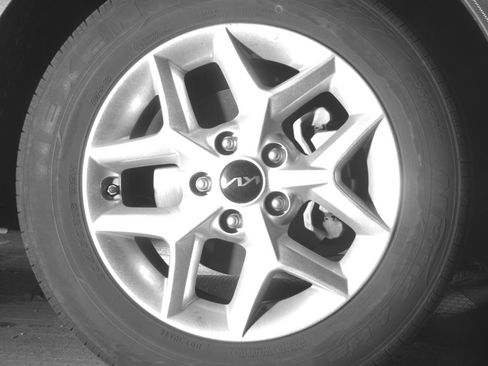 Used 2025 Kia Soul LX w/ LX Technology Package image 13