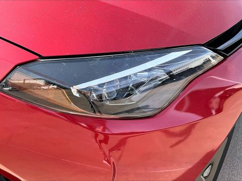 Used 2019 Toyota Corolla LE image 26