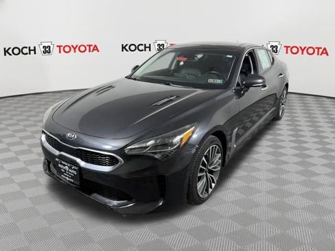 Used 2019 Kia Stinger Premium image 3