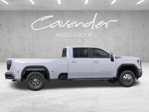 New 2026 GMC Sierra 3500 SLT w/ SLT Convenience Package AWD/4WD image 5