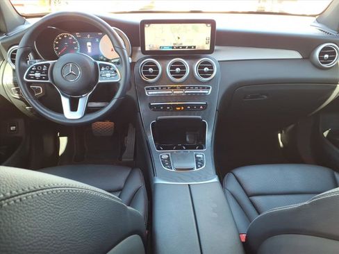 Used 2022 Mercedes-Benz GLC 300 image 18