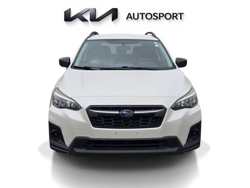 Used 2018 Subaru Crosstrek 2.0i AWD/4WD image 2