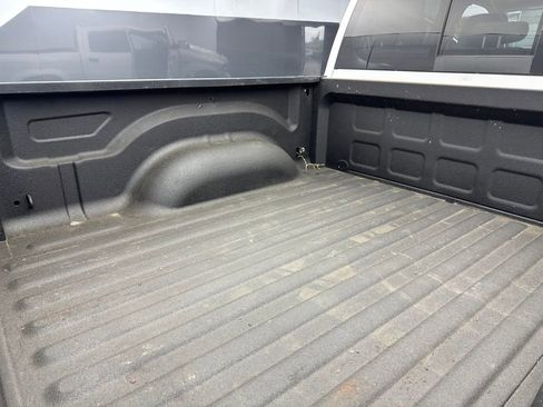 Used 2017 RAM 1500 Outdoorsman AWD/4WD image 39