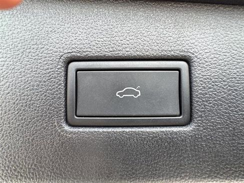 Used 2024 Volkswagen Tiguan Wolfsburg Edition FWD image 38